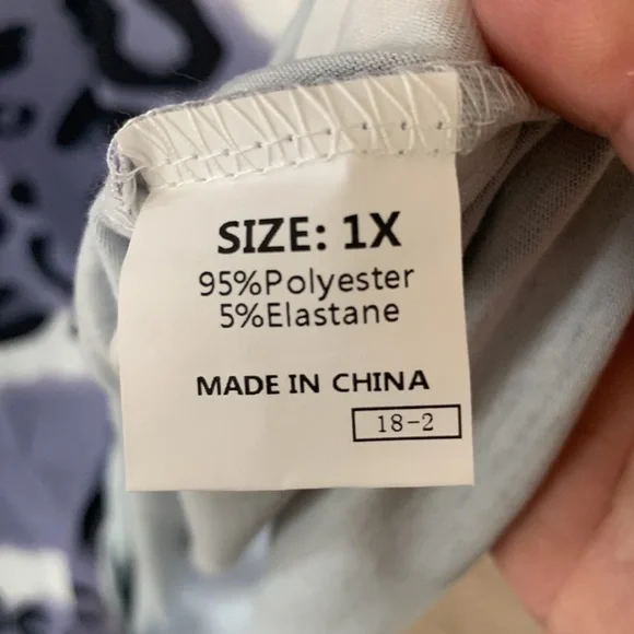 V neck maxi dress. Purple, white & black short sleeve leopard print. New in bag - Picture 5 of 8